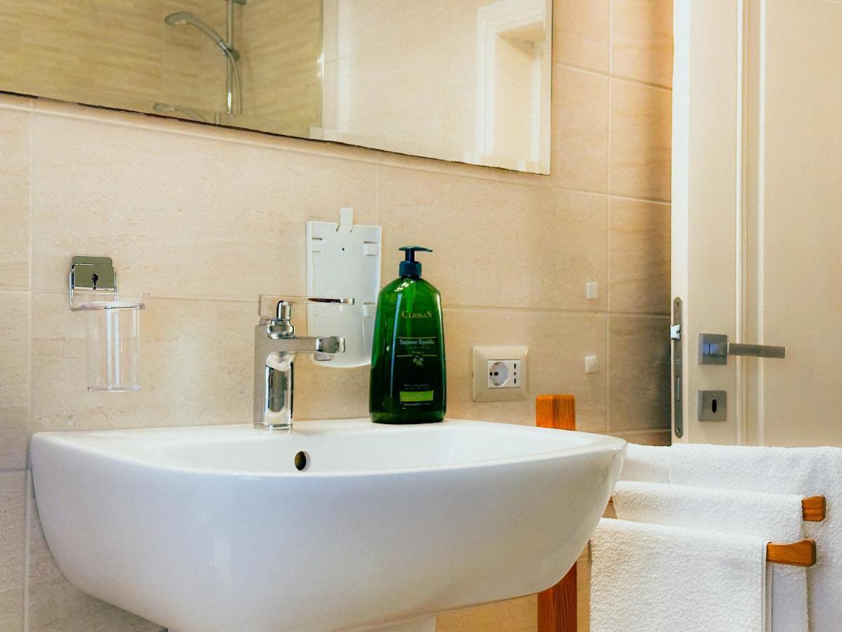 Appartamento Vicino Al Centro Di Olbia Ngoại thất bức ảnh